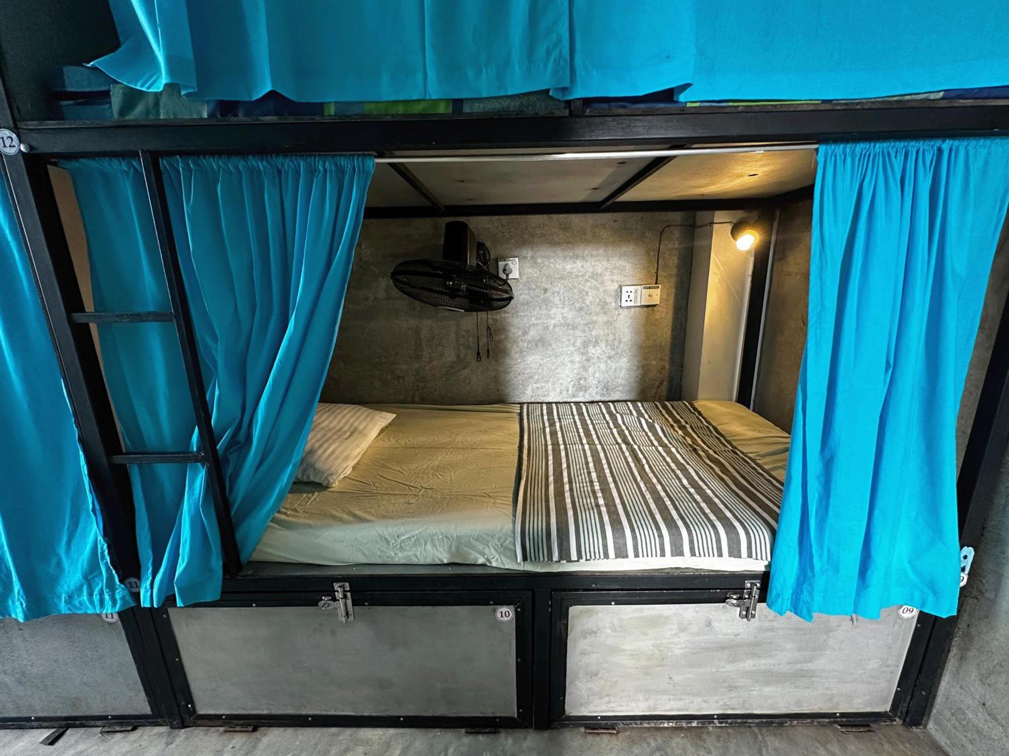 Cycling Backpacker Hostel & Cafe Unawatuna Zewnętrze zdjęcie