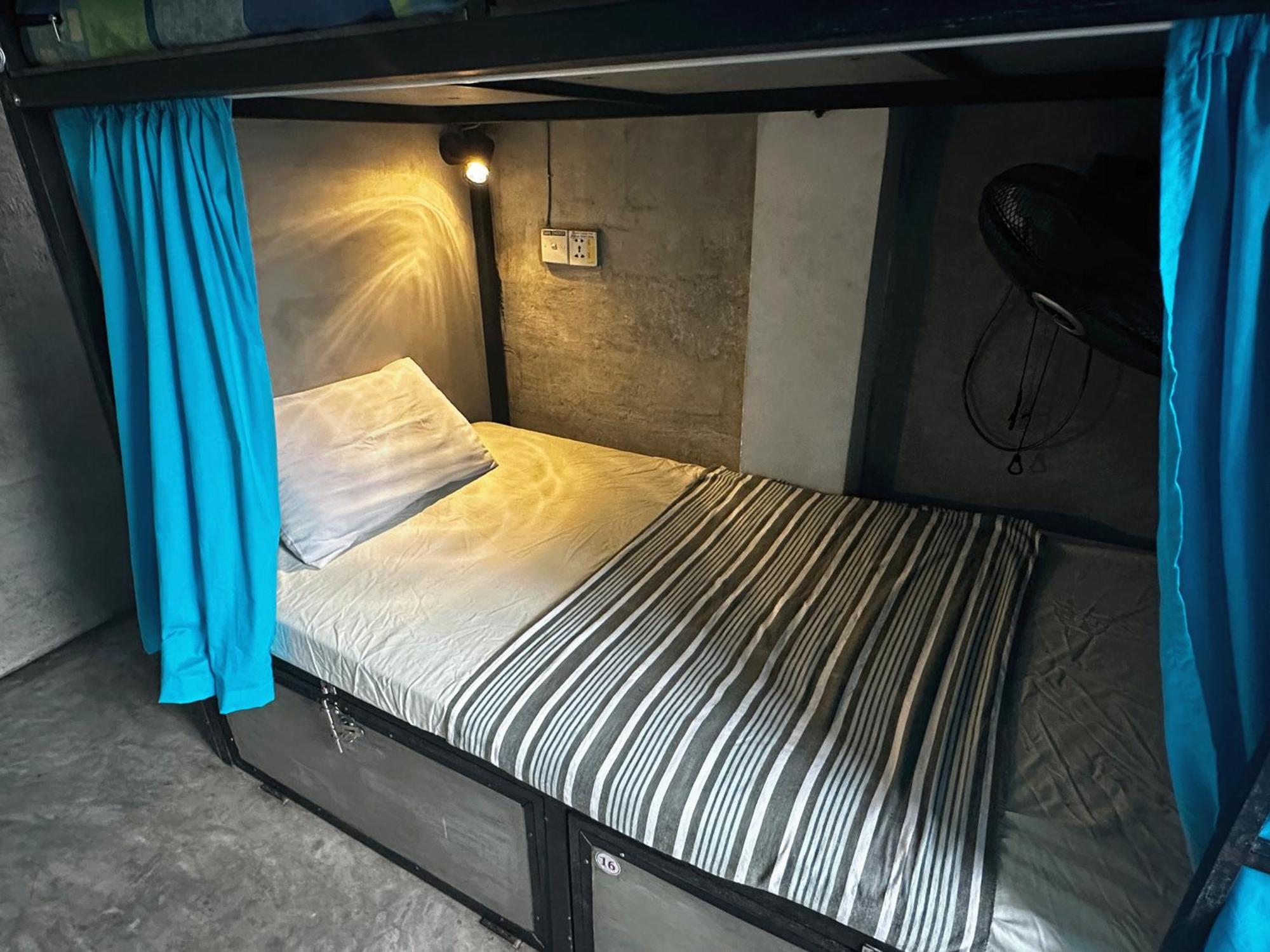 Cycling Backpacker Hostel & Cafe Unawatuna Zewnętrze zdjęcie